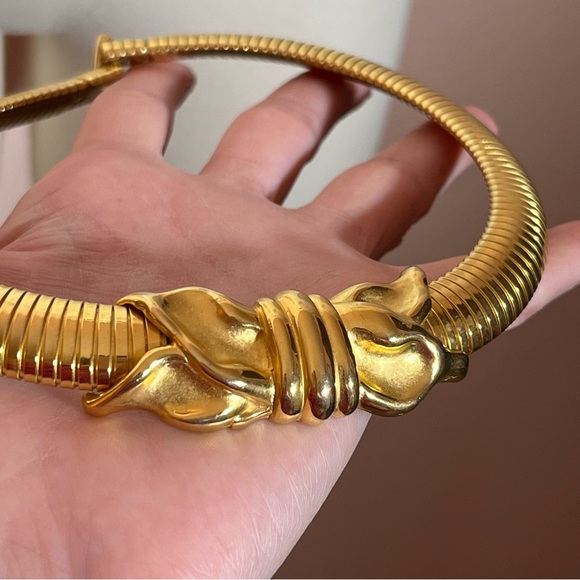 Vintage 80 90 Retro Heavy Matte Gold Thick Omega Chain Mobwife Choker Necklace - Picture 4 of 17